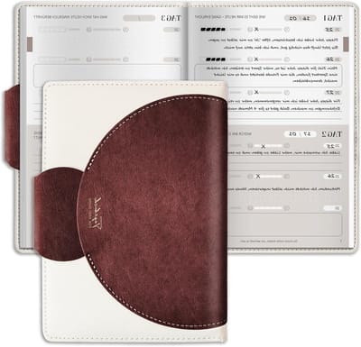 Stijlvolle Rode Dagboek met Luxe Afwerking, Perfect voor Notities en Persoonlijke Aantekeningen