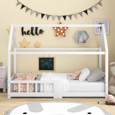Intebiki Kinderbed Huisbed met Schoorsteen - Valbeveiliging - Robuuste Lattenbodems - Grenen Houten Huisbed voor Kinderen - 90x200 cm Zonder Matras - Wit
