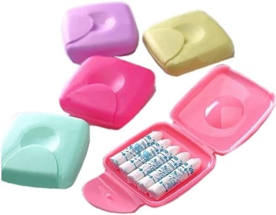 Tampons Opbergdoosje - Menstruatiecup Houder - Hygiënisch Opbergen - Compact Reisformaat - 7x7x4 cm - Willekeurig