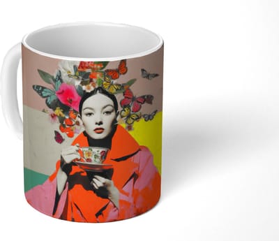Mok - Koffiemok - Retro - Vrouw - Kopje - Vlinders - Mokken - 350 ML - Beker - Koffiemokken - Theemok
