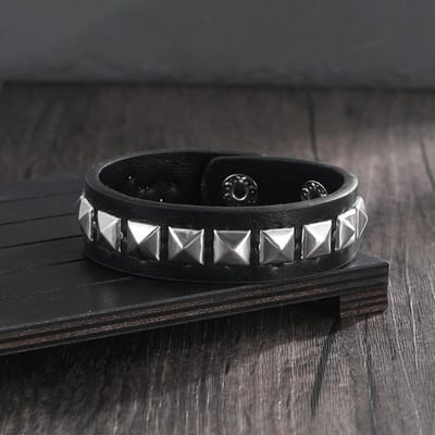 Punk Mode Heren Zwart Manchet Leer Armband Polsband Metaal Klinknagels Stud Bedel 80s Wrap Armband Voor Vrouwen Rock Gotische Sieraden 20cm black