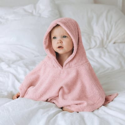 Kraamcadeau Baby – Kraampakket met Badcape & Jollein Muziekhanger Beer – Camel – Jongen & Meisje