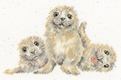 Bothy Threads Borduurpakket - Seal of Approval met zeehonden pups