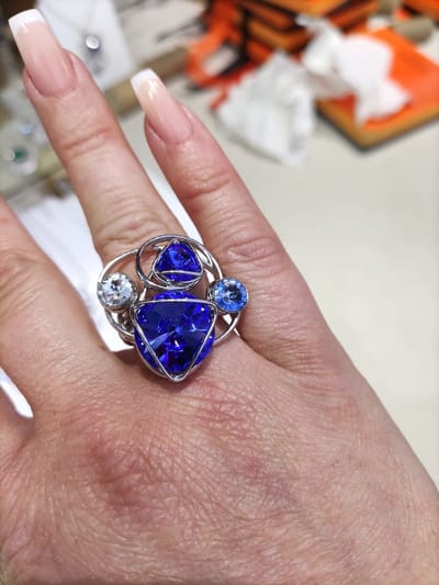 VERONICA - Verstelbaar Ring  Handgemaakt - Italiaans design met SWAROVSKI ELEMENTS™ - Juweel gemaakt van gerhodineerd materiaal.