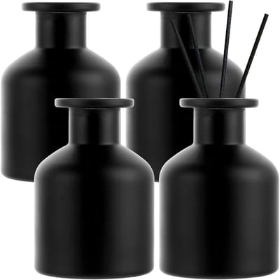 Set van 4 Zwarte Glazen Diffuserflessen, 150ml Herbruikbare Aromaflessen voor Essentiële Olie, Geurflessen voor Thuis en Wellness