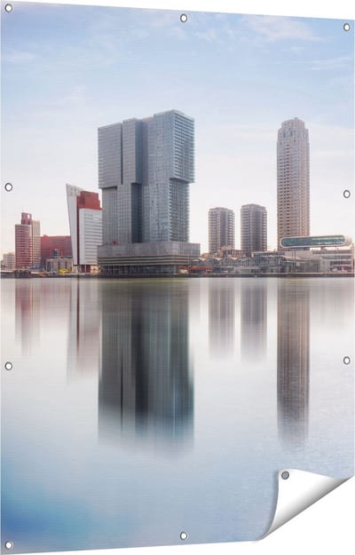 Gards Tuinposter Rotterdamse Skyline met de Erasmusbrug - 90x120 cm - Tuindoek - Tuindecoratie - Wanddecoratie buiten - Tuinschilderij