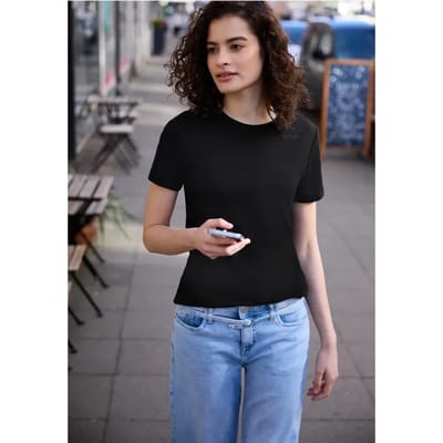 Basic Shirt met ronde hals en korte mouwen