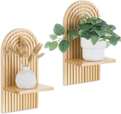 Houten wandplank met boogontwerp voor planten en decoratie