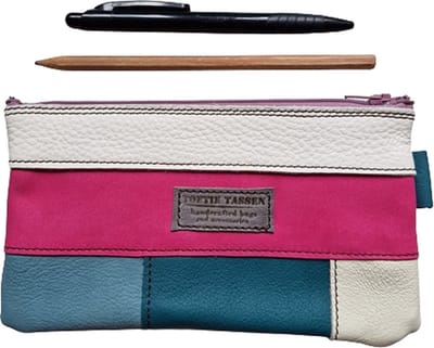 Toetie & Zo - Handgemaakte Etui - Leer - Roze - Blauw - Wit - Patchwork - Telefoontas - Makeuptas - Pennenetui - Medicijnhoesje