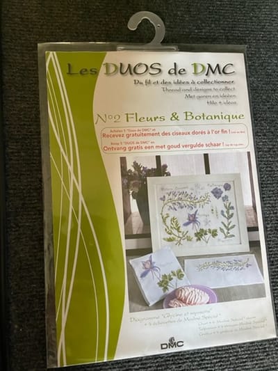 Telpatroon van DMC Nr 14561H  met 4 gratis strengen Dmc