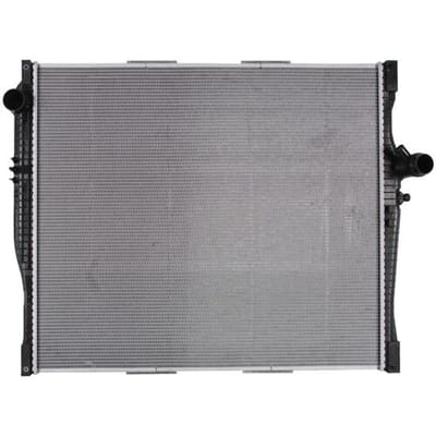 Radiator NISSENS 654790