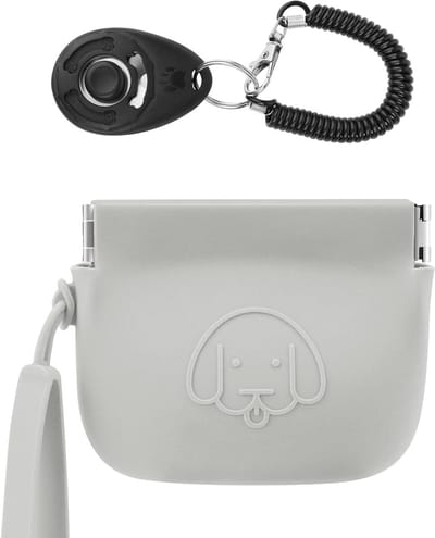 Automatische Sluiting Hondensnoepjes Tas met Training Clicker en Draagzak voor Katten - Lichtgrijs, Ideaal voor Wandelen en Training