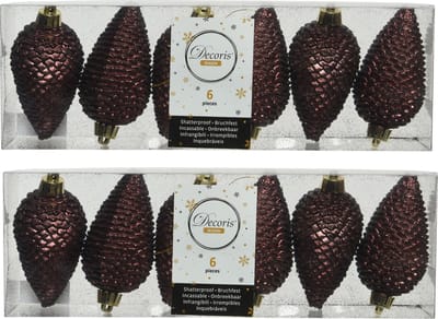 Decoris Kersthangers dennenappels - 12x -mahonie bruin - glitter - 8 cm - kunststof - kerstversiering