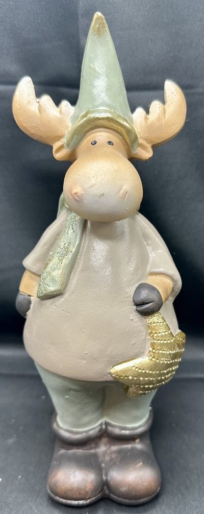 Kerstbeeldje Rendier met ster - polyresin - meerkleurig + goud - hoogte 23 x 9 x 6 cm - Kerstdecoratie - Woonaccesoires - Kerst accessoires