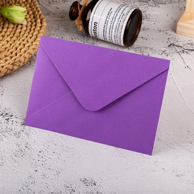 Verpakking van 50 mini-enveloppen van kraftpapier – klein formaat 16x11 cm, perfect voor visitekaartjes, cadeaus, zaadpakketjes, sieraden en kleine aandenkens, Donkerpaars