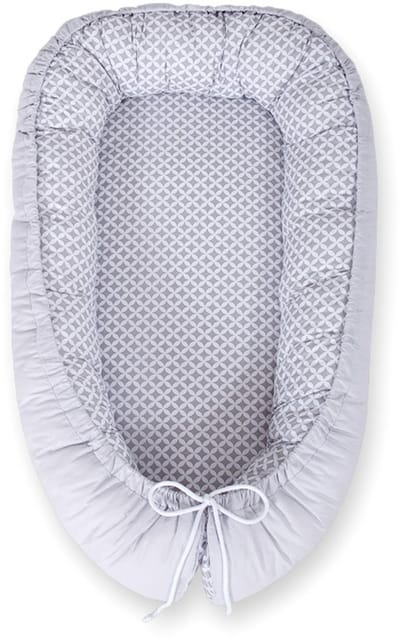 Babynest dubbelzijdig Premium Cocoon voor baby's BOBONO- Grijs rozet/grijs