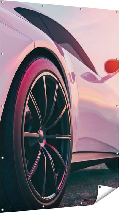 Gards Tuinposter Witte Sportwagen Auto - 120x180 cm - Tuindoek - Tuindecoratie - Wanddecoratie buiten - Tuinschilderij