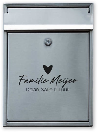 Gepersonaliseerde Brievenbussticker met Hartje | Naamsticker Familie | Zwart