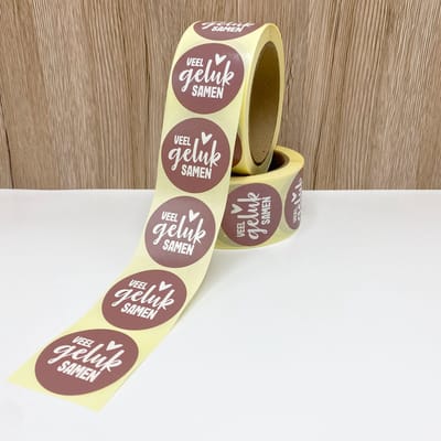 Sticker Veel geluk samen rol 500 stuks - cadeausticker - sluitsticker cadeau - trouwen samenwonen cadeau - sticker verpakking