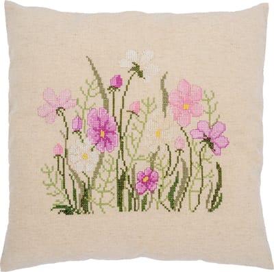 Vervaco - Kussen kit Pink flowers - PN-0223029 - Borduren - Borduurpakket - Borduurpakket volwassenen - Borduurpakket kind