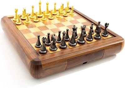 Schaakspel Schaakbord - Houten spel - Mentale training - Met opbergvak - 43x43cm - Zwart Goud