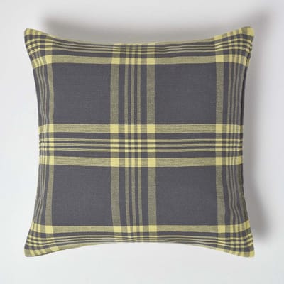 Homescapes Geelgrijze tartan katoenen kussenhoes 60 x 60 cm
