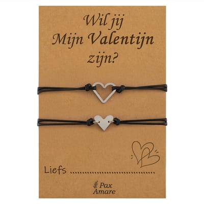 Koppel Armbandjes voor 2 "Wil jij mijn Valentijn Zijn?" - Leuke Hartjes - Vriendschapsarmbandjes met Persoonlijk Cadeau Kaartje - Zilverkleurig - Elastisch Verstelbaar - Pax Amare