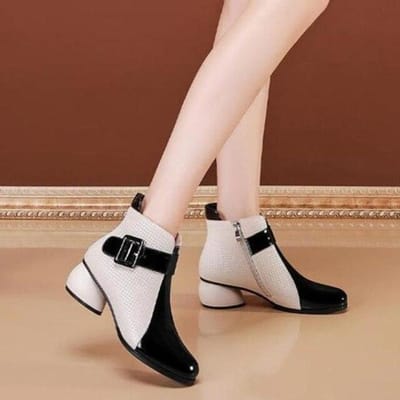 Nieuwste Dames Elegante Ronde Toepumps Herfst Winter Nachtclub Zijrits Pumps Lakleer Knoop Sexy Schoenen Vrouw Enkellaars 37 beige