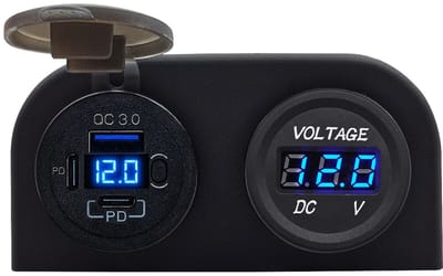 ProRide 12V USB C Stopcontact 3 Poorten Opbouw met Schakelaar - QC3.0 - Tweevoudig opbouw met Voltmeter - Blauw