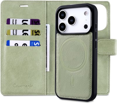 Casemania Hoesje Geschikt voor Apple iPhone 17 Pro - Matcha Green - 2 in 1 Afneembare Bookcase van Lederlook met Fijne Nerf - Geschikt voor MagSafe - Portemonnee Telefoonhoesje met Pasjeshouder en Standaardfunctie