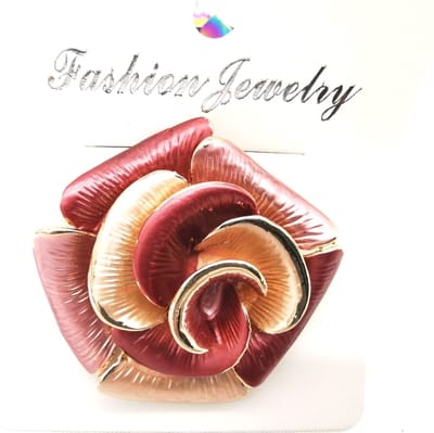 Magneet - broche - 3D - Roosje - Rood kleur - Ø 41 mm - voor - omslagdoek - sjaal en - vest te sluiten.