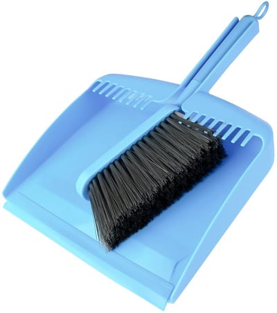 Stoffer en Blik - Blauw - Kunststof - Tandjes en rubberen Lip - 22cm