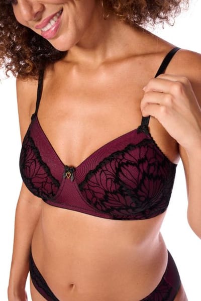 Amoena Leonie SBP Voorgevormde Prothese Bh Leonie SBP C0163 C0163 - black/pink - maat EU 80D / FR 95D