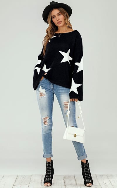 Oversized zwarte trui met wijde mouwen en witte ster