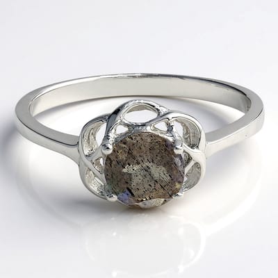 Cavill - Zilveren Ring met 0,63 ct Spectroliet uit Roemenië - 925 Sterling Zilver - Elegante Bloemring Rondgeslepen Edelsteen Maat 17