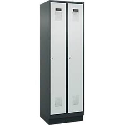 C+P Evolo Plus kledingkast, 2 vakken, 300 mm vakbreedte, met plint, rechts scharnierend, cilinderslot, soft-close, inbraakwerend, B 600 x D 500 x H 1950 mm, antracietgrijs RAL 7016/lichtgrijs RAL 7035