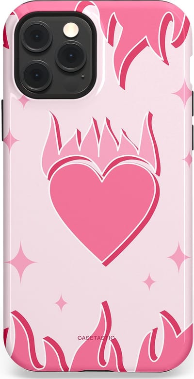 Casetastic Hoesje Geschikt voor Apple iPhone 12/12 Pro Magsafe - Stijlvolle Beschermende Duo-layer Case - Hartenvuur