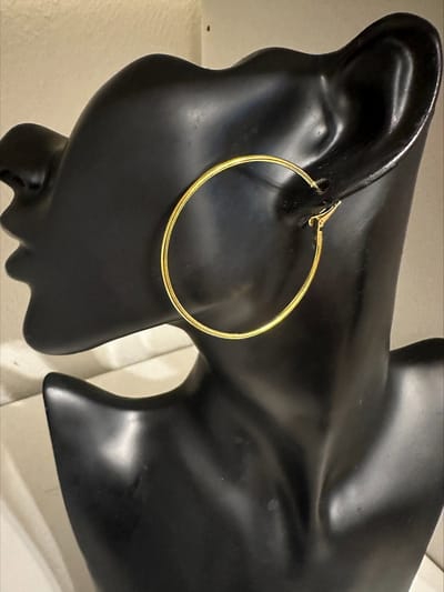 Oorringen goudkleurig 5 cm || Make up | Parfum | Moederdag | Verjaardagscadeau| Cadeautje| Valentijnsdag| Kado | sieraden | vaderdag | oorbellen | oorsieraden
