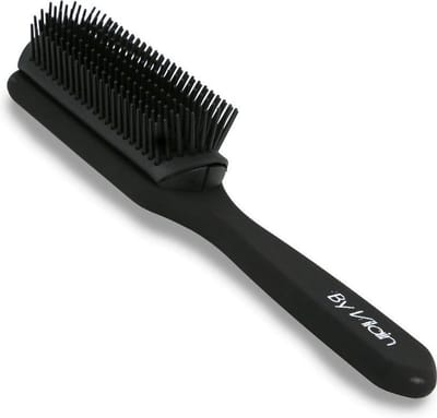 By Vilain 9 Row Brush
