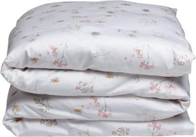 Yumeko kinderdekbedovertrek katoensatijn meadow 100x135 - Bio, eco & fairtrade