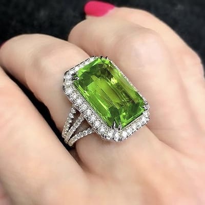 Huitan Nieuwe Collectie Grote Groene Zirconia Trouwringen Dames Ringen Luxe Elegante Dames Accessoires Jubileumfeest Mode Sieraden 8 gray