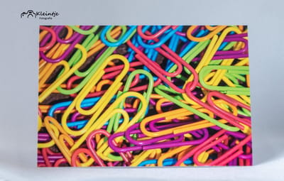 Kleintje fotografie kleurrijke paperclips wenskaart (A6) beterschap, sterkte , opkikkertje, zomaar , we denken aan je, blanco , kaartje om versturen, gefeliciteerd,Burn out