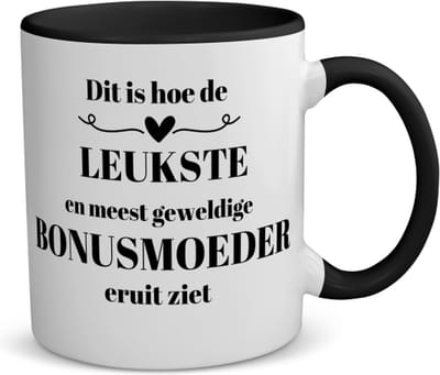 Akyol - dit is hoe de leukste en meest geweldige bonusmoeder eruit ziet koffiemok - theemok - zwart - Mama - meest leukste bonusmoeder - moeder cadeautjes - moederdag - verjaardag - geschenk - kado - moeder artikelen - 350 ML inhoud
