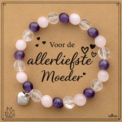 Bixorp Gouden Driehoek Armband op Cadeau Kaartje - Met Hartje Hanger - Voor de Allerliefste Moeder - 8mm / 18cm Edelsteen Kralenarmband - Inclusief Cadeau Envelop