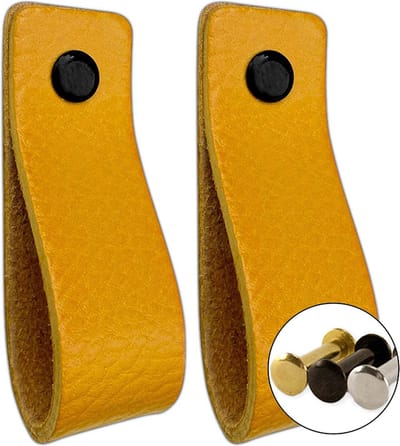 Leren handgrepen - Okergeel - 2 stuks - 16,5 x 2,5 cm | incl. 3 kleuren schroeven voor de leren handgreep - Gele handgrepen leer - Leren meubelgreep - Leren handvaten kast - Leren lus - Handgreep kast leer - Leren greepjes - Handvat leer