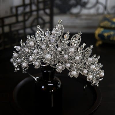 Europese Stijl Nieuwe Luxe en Sfeervolle Bloemen Dubbele Laag Combinatie Bruids Bruiloft Kroon Hoofddeksel Kroon Tiara Haaraccessoire gray
