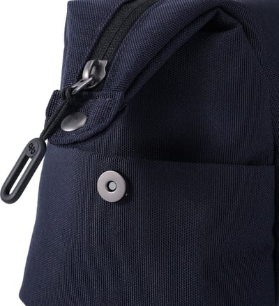 Hedgren BREAK Toilettas – Ruime opening – Waterafstotend – Gerecycled materiaal – Peacoat Blue