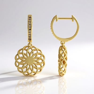 Cavill - Vergulde Zilveren Oorbellen - 22x I2 Champagne Diamanten 0,099 ct - Ronde Geslepen Diamanten - Bloemenpatroon - Elegante Luxe Oorbellen Dames