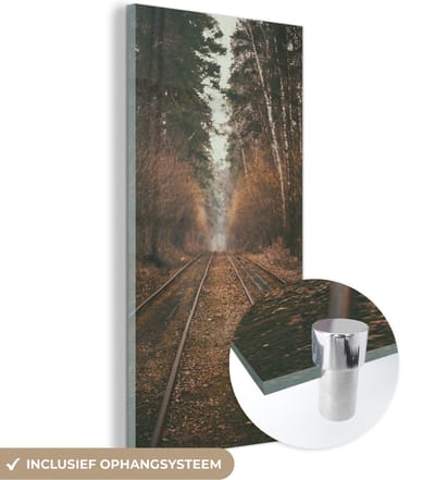 MuchoWow® Glasschilderij 20x40 cm - Schilderij acrylglas - Treinspoor - Pad - Bos - Boom - Foto op glas - Schilderijen