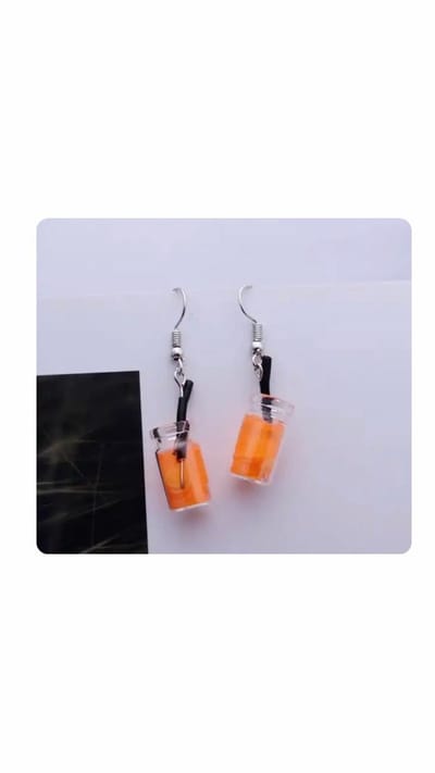 Akyol - cocktail oorbellen – Oorbellen dames - oorbellen meisjes - Oorhangers dames - leuke oranje oorbellen - Sieraad- drankjes oorbellen - oorbellen cadeau - verjaardag - grappige oorhangers - Valentijn cadeau